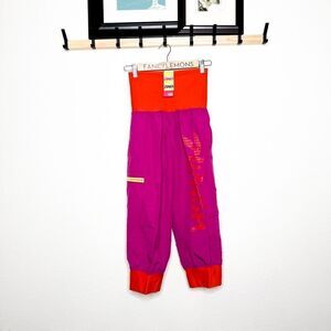 Zumba Wear NWT! "Up Down Cargo" Capri Pants Pomegranate - Size L